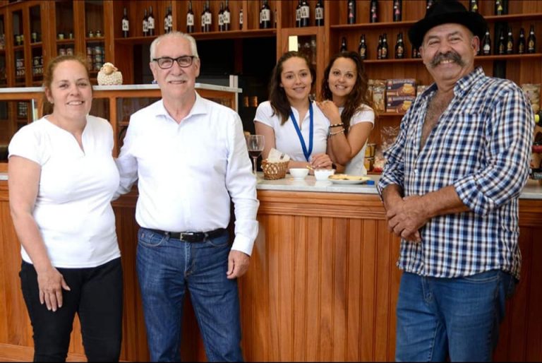 Guía recupera una antigua tienda-bodega como Centro de Interpretación Turística