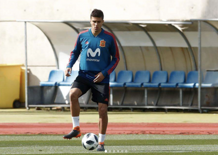 El brutal gol de Rodri durante el entrenamiento de la selección que despertó la admiración de sus compañeros