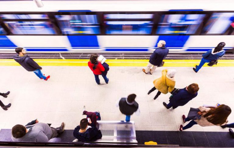 Metro invita a leer sus ‘memorias’ coincidiendo con la Feria del Libro