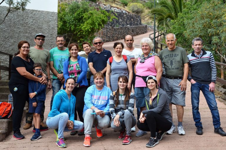 Plantación familiar del proyecto de restauración del Barranco de Guayadeque