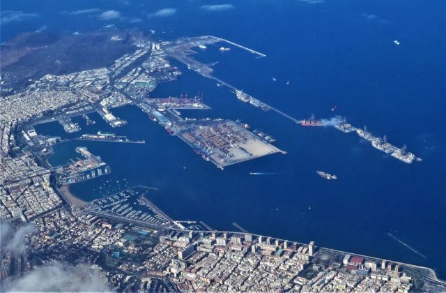 Panorámica Aérea Del Puerto De La Luz 1