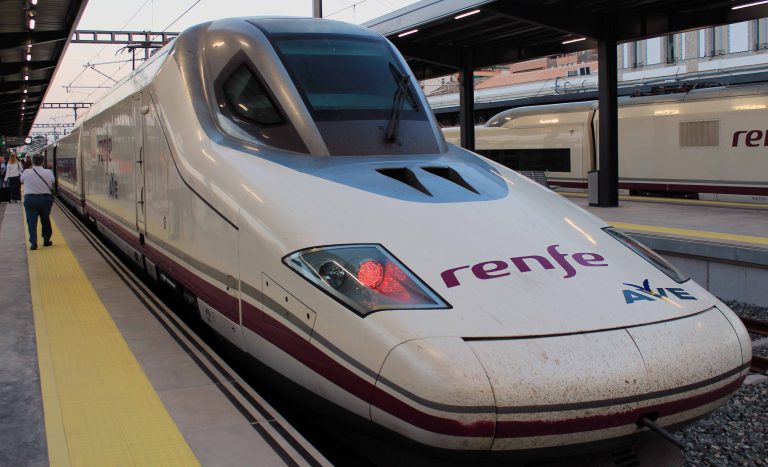 CCOO convoca huelga en Renfe que afectará a millones de pasajeros este verano