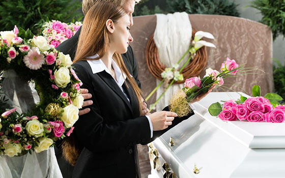 Plataformas web, la modernidad se hace presente en el sector funerario