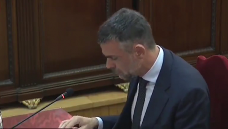 Santi Vila expresa su “plena confianza” en el tribunal y pide que su sentencia “forme parte de la solución y no agrave el problema”