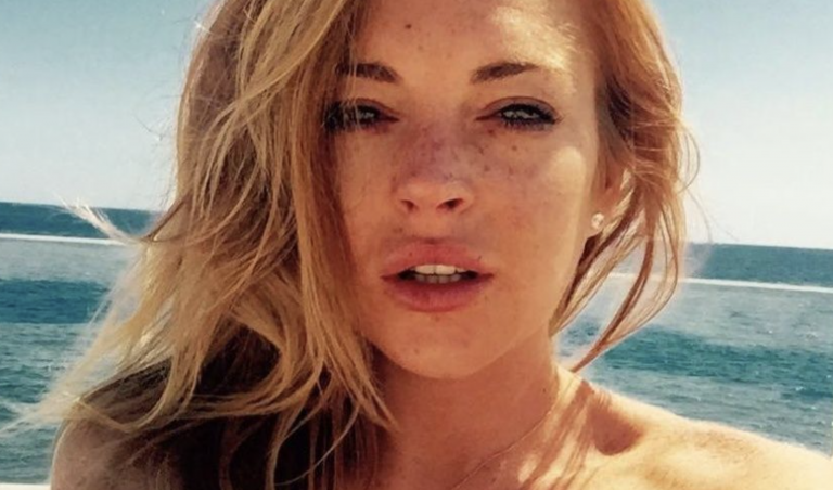 Lindsay Lohan festeja su cumpleaños con un desnudo integral