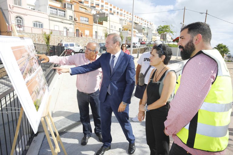 El Barranquillo Don Zoilo cuenta con una nueva zona verde de esparcimiento que mejora la accesibilidad