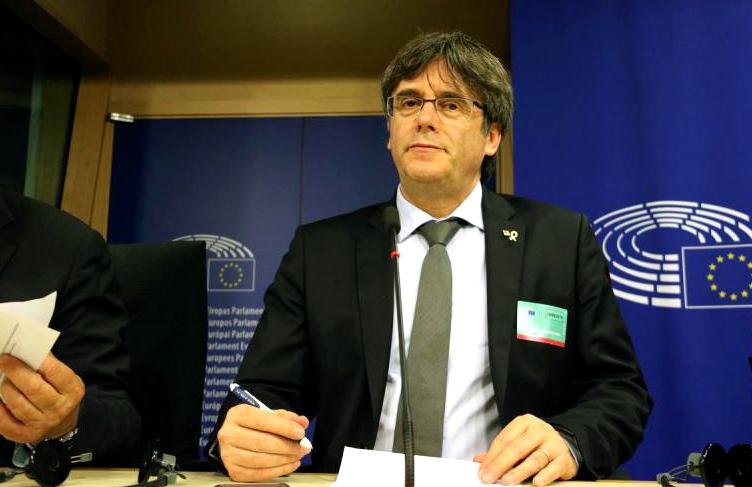 La Justicia europea avala que Puigdemont no sea eurodiputado si no acata la Constitución en España