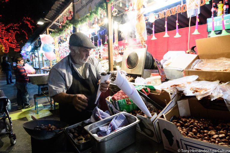 Desarrollo Local abre el plazo para solicitar puestos ambulantes navideños de castañas y golosinas