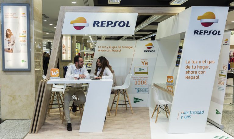 El Corte Inglés amplía a 22 los puntos de contratación de electricidad y gas de Repsol