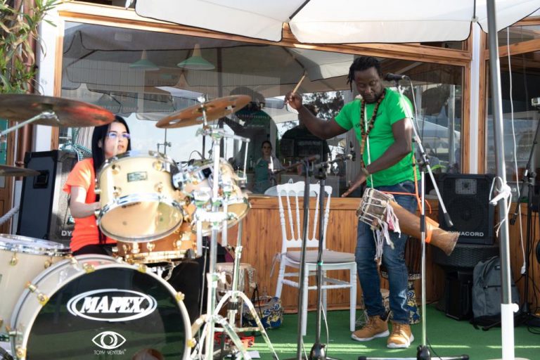 Abaraka Drums se sumó al maratón solidario organizado por el CEIP Juan Negrín