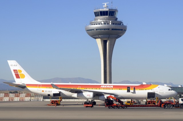 Las grandes aerolíneas europeas culpan a los controladores del 71% de los retrasos