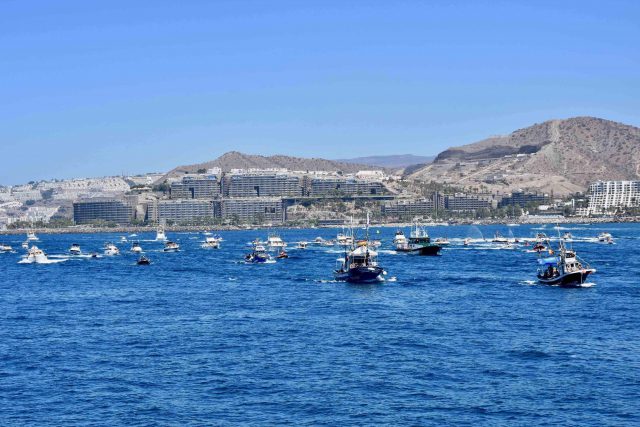 Vista General De La Proocesin Martima De La Virgen Del Carmen De Playa De Mogan