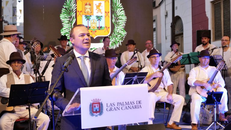 El grupo folclórico Sancocho, abre con su pregón las fiestas del Carmen 2019