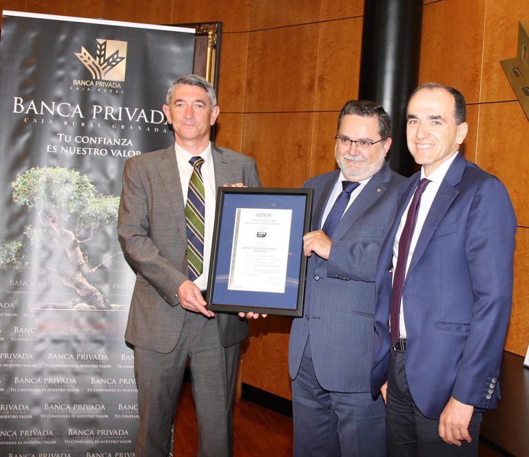 AENOR certifica a Caja Rural Granada para el Asesoramiento en Patrimonio Personal