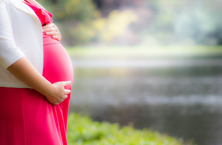 Nacen trillizos en una familia numerosa en Málaga