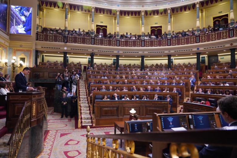 El CIS catapulta al PSOE por encima del 41% de los votos y el PP recupera la segunda posición