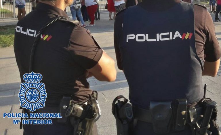 Un adolescente apuñala a sus padres en Tenerife