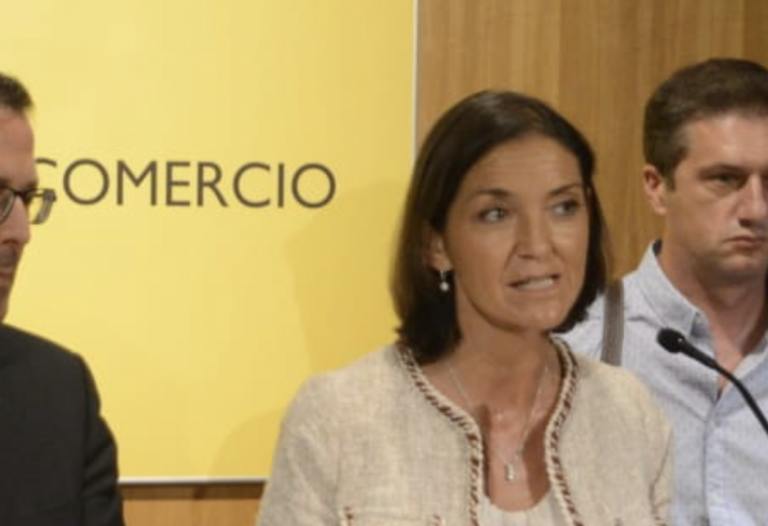 La ministra Maroto celebra el aumento del turismo en España durante el primer semestre