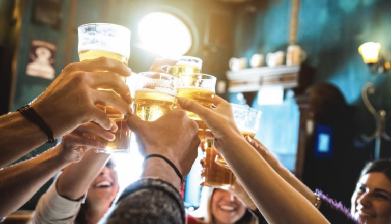 La hostelería celebra el ‘Día Internacional de la Cerveza’, la bebida más consumida en España