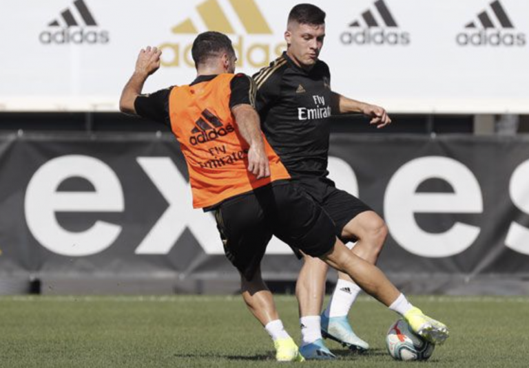 Jović y Courtois completan la sesión con el grupo