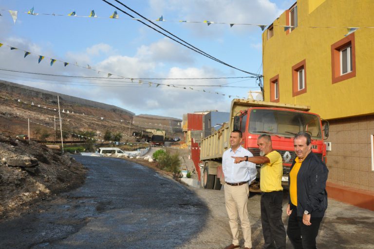 El Ayuntamiento de Santa María de Guía invierte 40.000 euros en el reasfaltado de vías de Caleta de Arriba