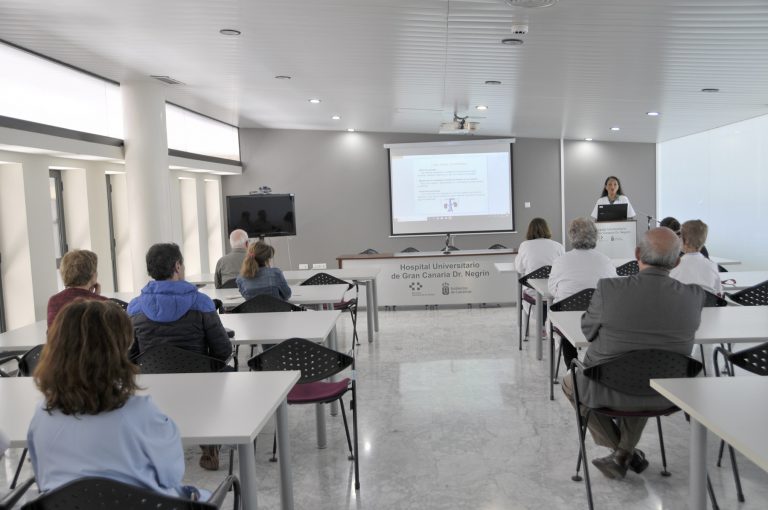 El Aula de Pacientes del Hospital Dr. Negrín retoma la actividad en septiembre con la celebración de seis sesiones