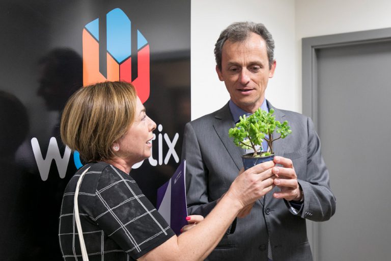 La Rectora de la Universidad de La Laguna pide al Ministro pedro Duque conocer la hoja de ruta de la ‘Ciencia en Abierto’