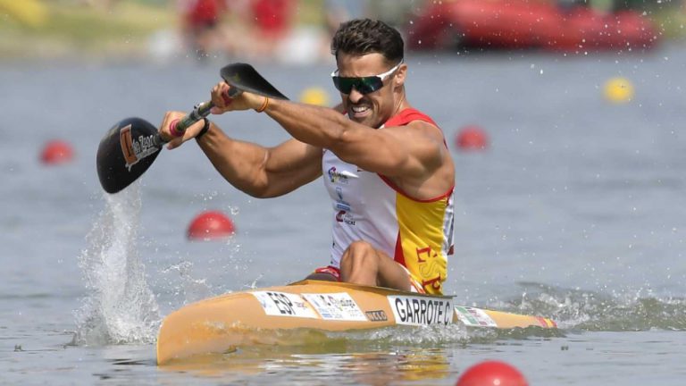 Plata de Roza y Vázquez; Portela y Garrote, bronces y plazas olímpicas