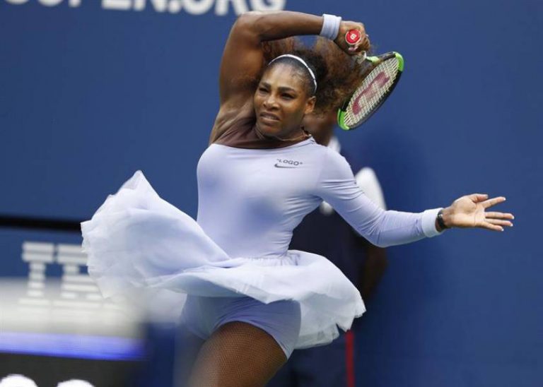 Serena Williams arrolla a Svitolina y jugará su décima final del Abierto