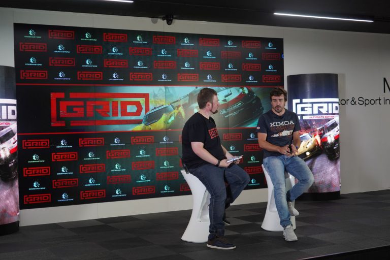 Fernando Alonso presenta el juego GRID en Madrid