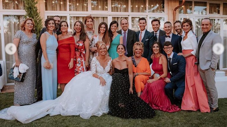 Se filtran las imágenes del album de boda de Belén Esteban