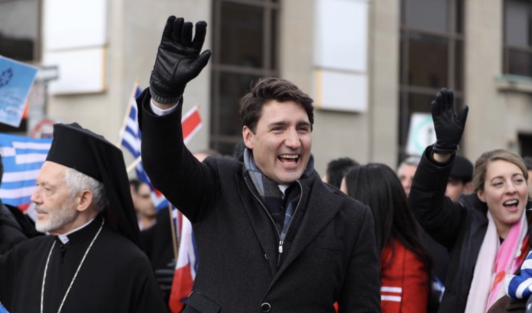 El primer ministro de Canadá, obligado a disculparse por el disfraz elegido para una fiesta