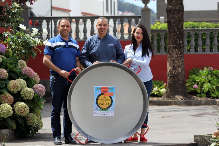 Paella popular solidaria con los damnificados del incendio en la Villa de Moya