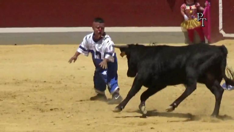 Exigen al Ayuntamiento de Jaén que no permita un espectáculo que denigra a las personas con ‘enanismo’