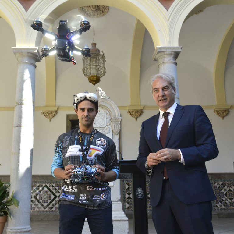 La Liga Ibérica de Drones aterriza este fin de semana en Granada