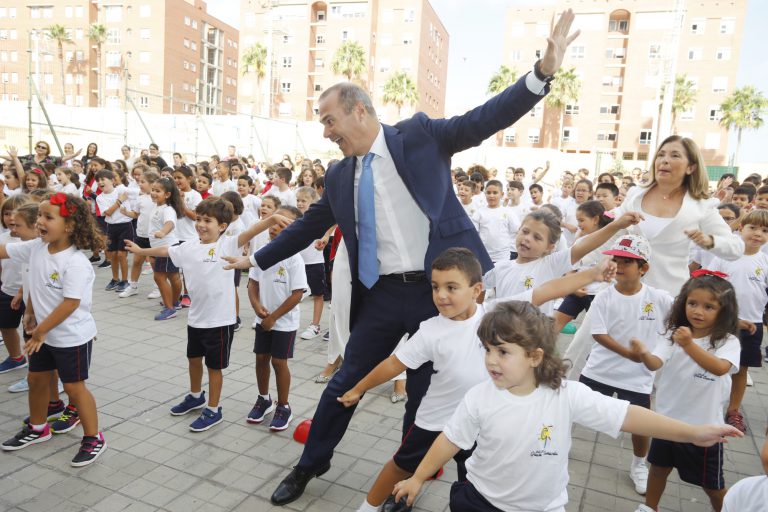 El Ayuntamiento de Las Palmas de Gran Canaria aumenta un 10% la inversión en educación hasta los 10,7 millones de euros