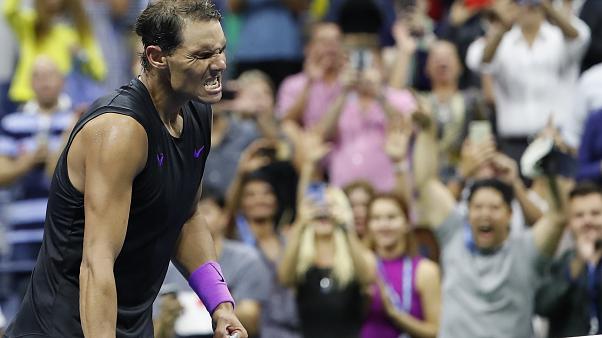 Nadal pasa a las semifinales del Abierto de EE.UU., pese a la oposición de Schwartzman