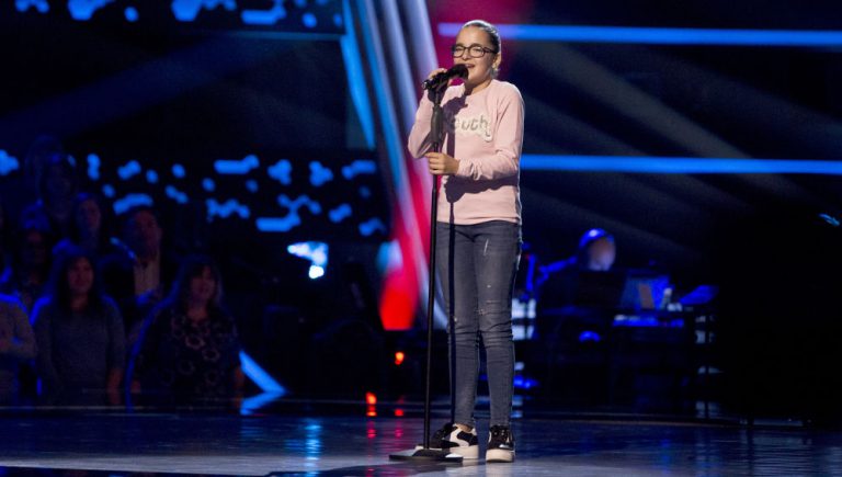 ‘La Voz Kids’: así es Paloma, la niña que canta todos los domingos en una residencia de ancianos