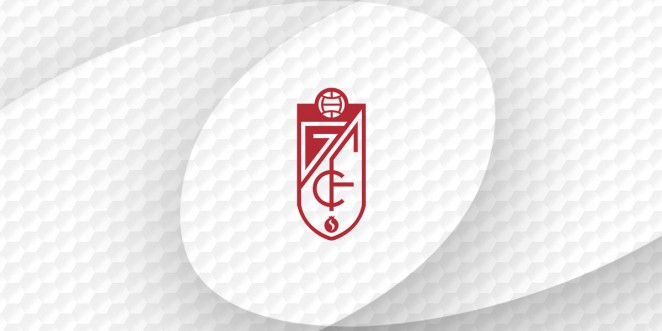 Los abonados del Granada CF ya pueden acceder al campo con su móvil