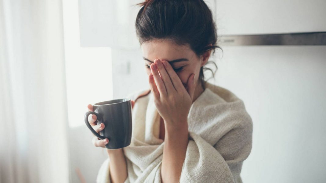 ¿Cómo se logra relajar una persona si ha tomado demasiada cafeína?