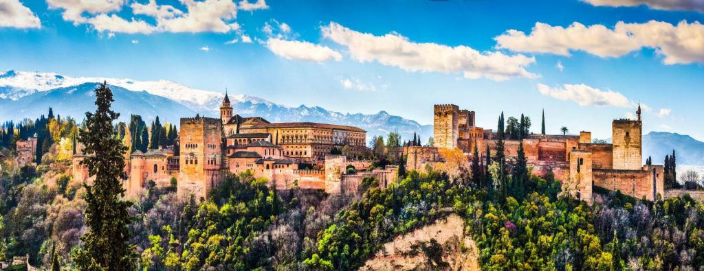 El Desierto De Granada Y Otras Sorpresas Que Te Esperan En La Ciudad Mágica