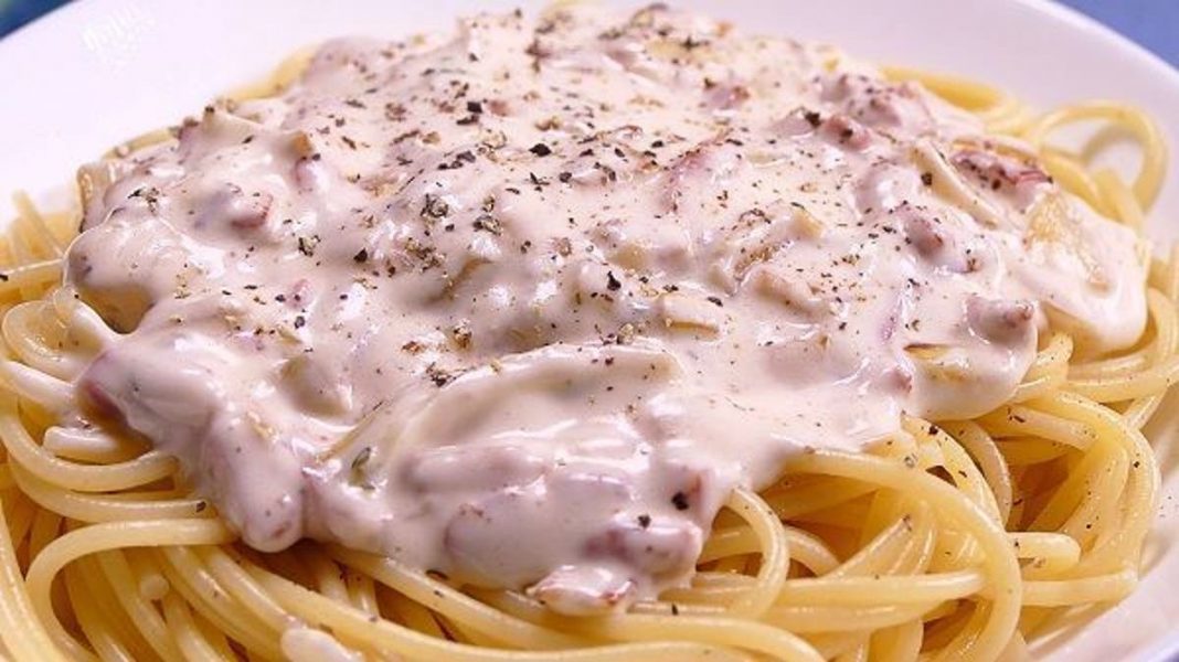 Ponerle nata a la carbonara