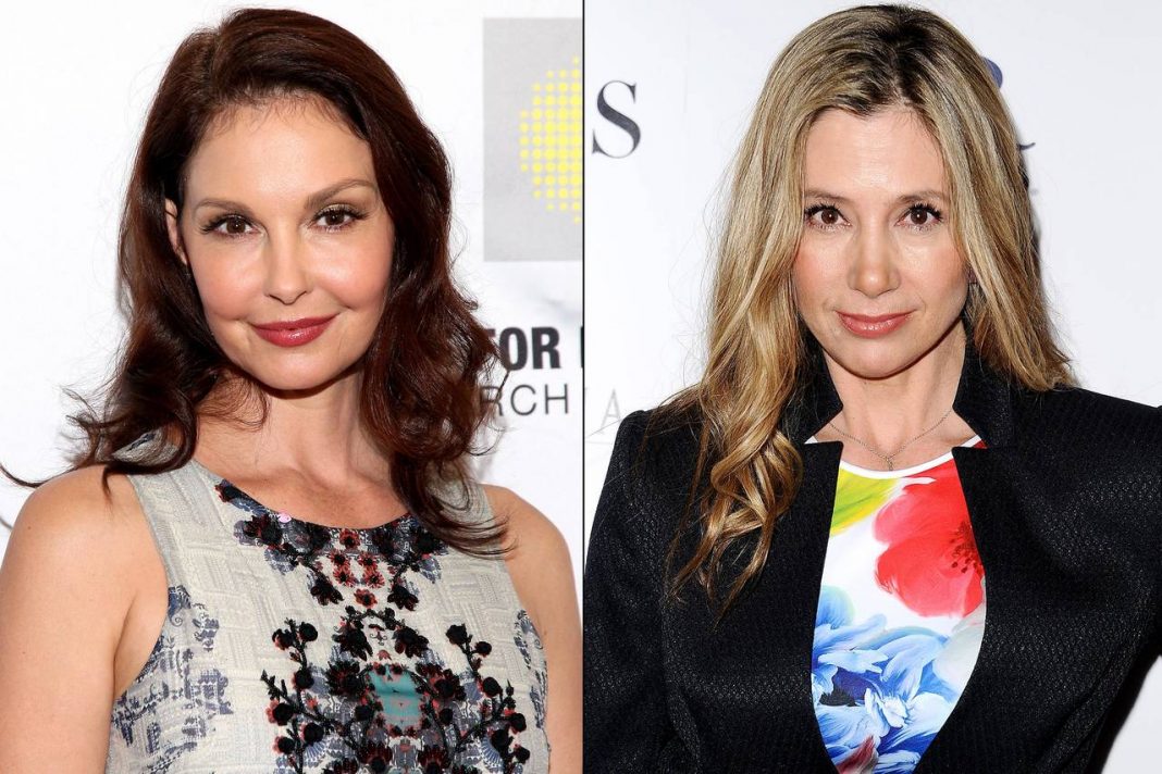 Ashley Judd y Mira Sorvino