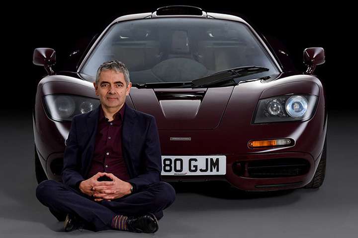 Mr. Bean subasta algunos de sus coches de colección