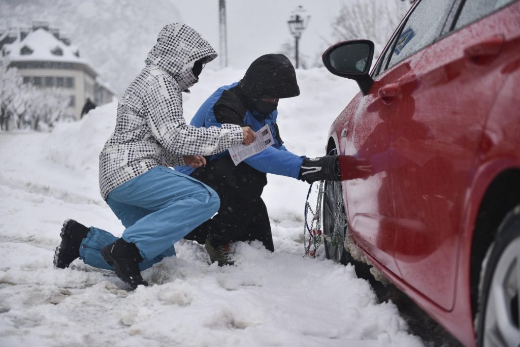 Cómo Conducir Con Hielo Y Nieve: Consejos Que Pueden Salvarte La Vida