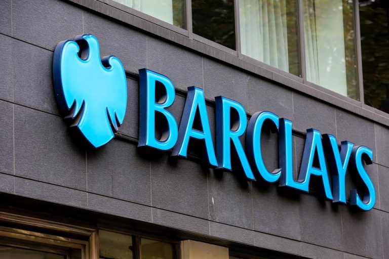 Barclays: Los bancos podrían soportar una mora del 30% en los sectores más afectados