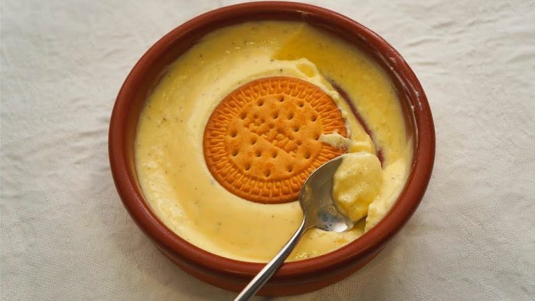 La receta de la abuela para unas natillas caseras (y nada de polvos)