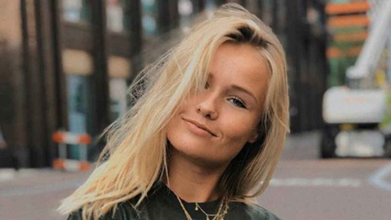 Mikky Kiemeney, la novia de De Jong que pone a los seguidores del Barça muy ‘contentos’ con sus posados en Instagram
