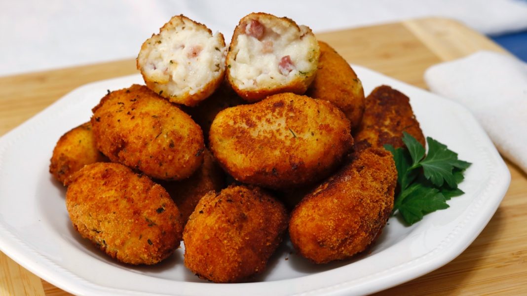 Ingredientes de nuestras crujientes croquetas de jamón con un rebozado espectacular.