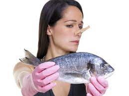 Cómo saber si el pescado es fresco o congelado en la pescadería